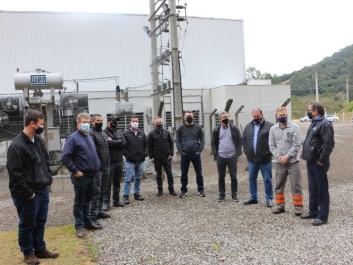 Comitiva com diretores e técnicos da CERMOFUL visitaram a geração de energia da CERBRANORTE