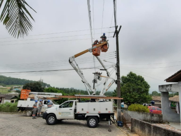 Cermoful faz substituição de cabos e melhorias na rede de Estação Cocal