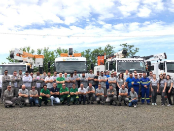 Eletricistas do Caminhão Linha Viva realizam encontro estadual em Morro da Fumaça